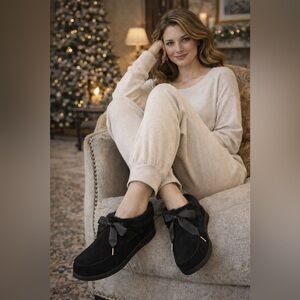 Tory Burch Aberdeen Shearling Slippers Black Suede Bow NIB Size 8